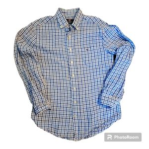 Vineyard Vines size M Mens button up shirt